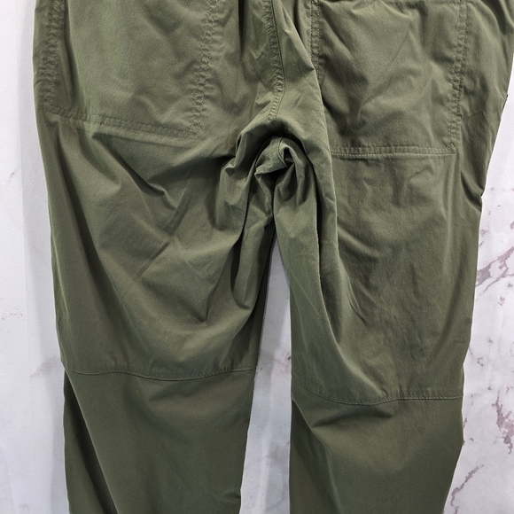 REI Co Op Pants Women 12 Petite Green Outdoor Hiking Nylon UPF Synch - Picture 7 of 12